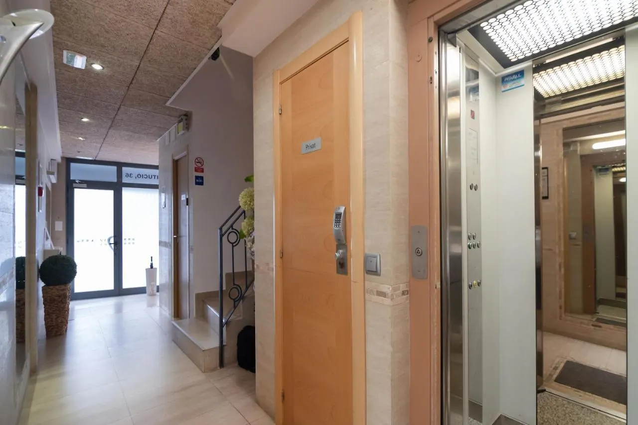Hostal House Barcelona 2*,  Španělsko