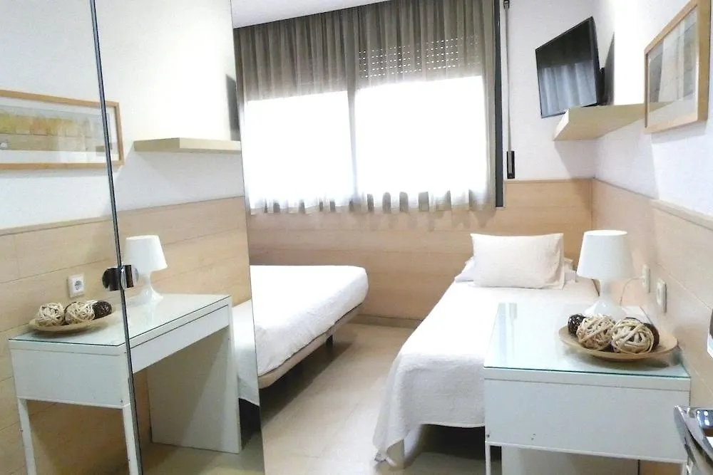 ** Guest house Hostal House Barcelona Spain